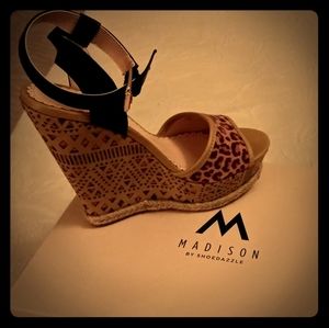 Shoe Dazzle Madison Wedges
